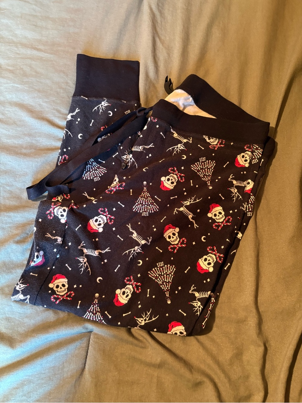 torrid Black Sleep Lounge Pants with Red and White Skull Print